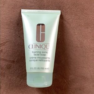 Clinique foaming sonic facial soap